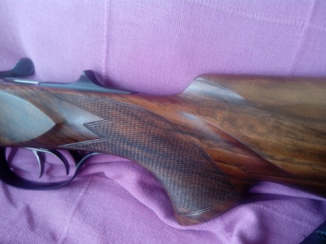 Vendo esta joya alemana,es el modelo Classic,sin monturas, esta como podéis ver, un capricho ha salido 81