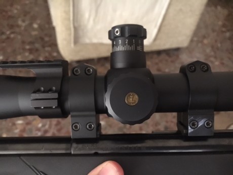 Vendo visor LEUPOLD MARK 4 LRT M1 3,5-10X40 Front Focal Mil Dot. 
 Se entrega en su caja original. Se 10