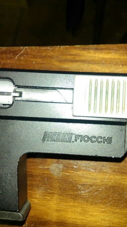 Hola a todos los foreros, Pongo a la venta esta fantástica pistola:

-Marca: Pardini-Fiocchi
-Modelo: 01