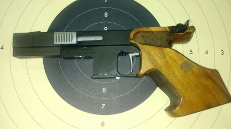 Hola a todos los foreros, Pongo a la venta esta fantástica pistola:

-Marca: Pardini-Fiocchi
-Modelo: 00