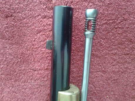 Vendo un Enfield de tres bandas de Pedersoli comprado en julio de este año y con unos 60-65 disparos.El 11