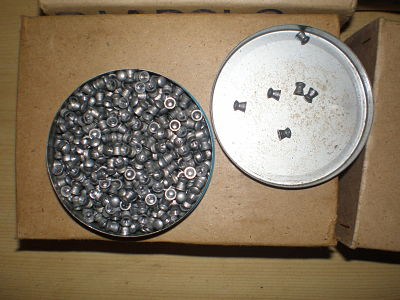 Hola pongo en venta estas cajas de balines japoneses de alta precision, en cal 4.5 (177)
Parecer ser que 00