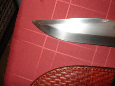 Hola vendo el cuchillo aitor bowie magnum también encontrado en el cajón del olvido, como el Ontario , 00
