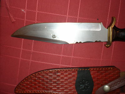 Hola vendo el cuchillo aitor bowie magnum también encontrado en el cajón del olvido, como el Ontario , 12