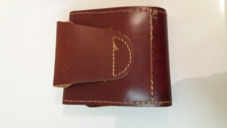 Vendo canana de cuero de cinturón  marca Browning para 10 balas 444 Marlin, usada sólo  una vez.
Precio 01