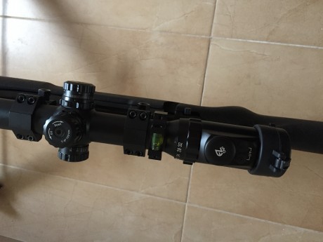 Vendo remington 700 police de calibre 308w  con bipode fito y Visor Leapers 8-32x56 Swat Ret. Mil-dot 00