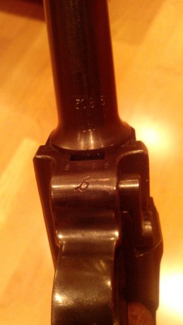 Vendo luger P08 9mm parabelum con marcajes nazis fabricada por mauser bajo las siglas byf. Todas las piezas 00