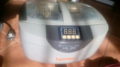 chrony shootng como a estrenar. 90 eu mas gastos de envio

Ultrasonidos en estado bueno con uso pero funciona 42