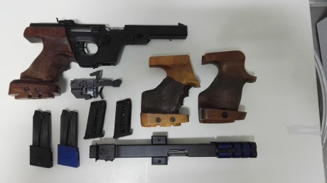 VENDO PISTOLA WALTHER GSP 22, MODELO CLASICO CON CARRO MODELO EXPERT DEL 32, EN PERFECTAS CONDICIONES, 00