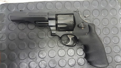 Buenos dias.

Vendo por falta de uso Revolver Smith & Wesson Mod. Performance Center Calibre: 357 02