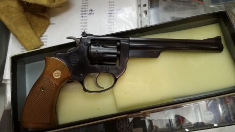 Hola, Un amigo, tiene en venta, NO cambios solo efectivo, las siguientes armas cortas. ASTRA MACHT VENDIDO.

Revolver 11