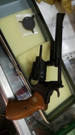 Hola, Un amigo, tiene en venta, NO cambios solo efectivo, las siguientes armas cortas. ASTRA MACHT VENDIDO.

Revolver 10