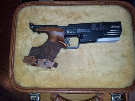 Cambio esta WALTHER SSP cal. 22LR por una del 9 PB de 6", el arma esta en perfectas condiciones con 00