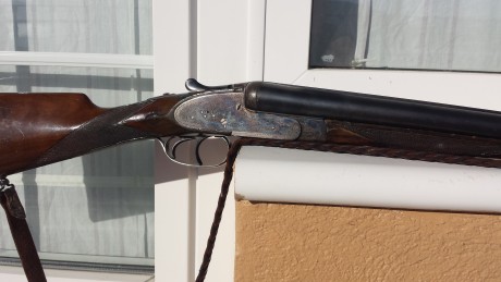 Se vende escopeta Paralela VICTOR SARRASKETA autentica, CAL 12. Doble gatillo. 100€. Bilbao 01