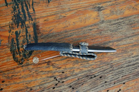 - Enzo Trapper N690Co scandi. Está usado, aunque reafilado y pulido (es duro de pulir el puñetero), pero 21