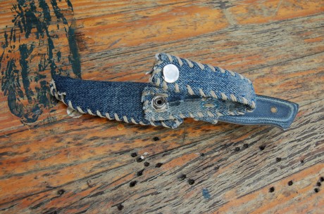 - Enzo Trapper N690Co scandi. Está usado, aunque reafilado y pulido (es duro de pulir el puñetero), pero 20