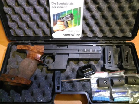 Vendo esta preciosa y maravillosa  HAMMERLI 280 del calibre 22 

Es el modelo más moderno de los tres 91