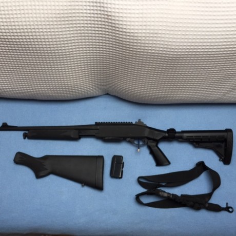 Vendo rifle Remington 7600 (acción corredera)  modelo Police en calibre 308 Winchester. Lo entrego con 02