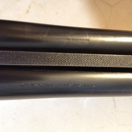 Vendo escopeta paralela del calibre 12/70. Marca Ugartechea, modelo 30. No expulsora.
Cañones impecables 12