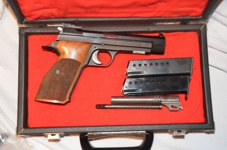 Vendo SIG P10-6 de 5 pulgadas en el siguiente precio:

Pistola SIG-P210-6 con cachas de madera Knill 1600 01