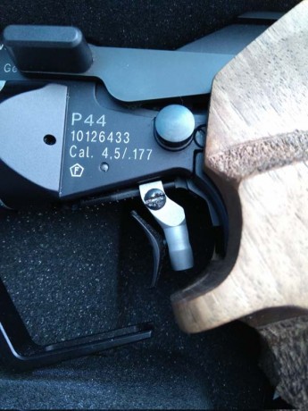 Vendo pistola de aire Feinwerlbau P44 Schwartz, comprada nueva en 2014 y en perfecto estado de salud, 10