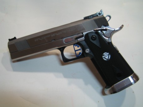 Pues como reza en el Titulo.
Me gustaria saver los muelles que llevais en vuestras armas, corredera cuantas 00