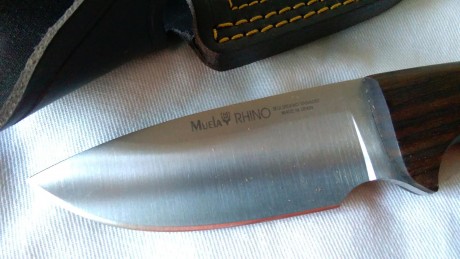 REBAJADO MUELA RHINO COCOBOLO, el precio es de 50 € con envio incluido. 01