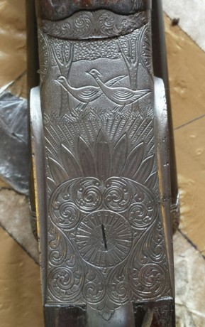 Vendo escopeta paralela Jabalí modelo 111, Zamácola Hermanos, calibre 12.
Tiene de todo, triple cierre 00