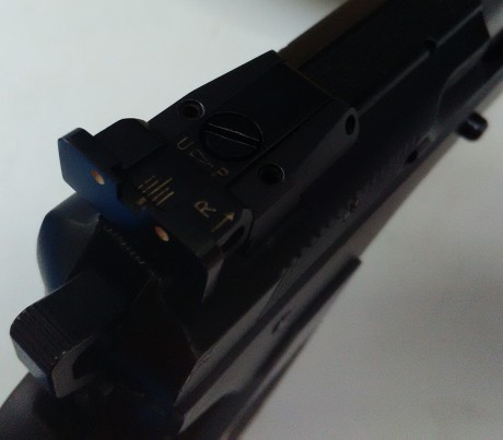 Hola a todos, cambio pistola CZ75B guiada por Licencia A por alguna escopeta de corredera del 12 o pistola 30