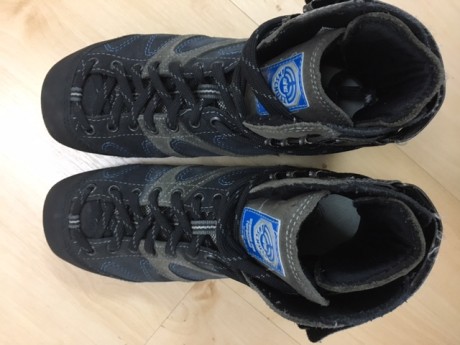 Vendo Botas de tiro AHG-ANSCHÜTZ modelo COMPETITION número 38, en excelente estado, prácticamente nuevas.
REBAJADAS 00