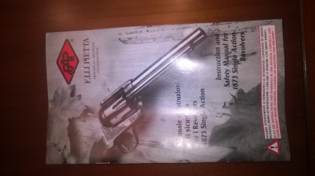 VENDO REVOLVER PIETTA SIN ESTRENAR. CON TODA LA DOCUMENTACION. VENDO POR NO USAR. PRECIO: 300  PIETTA 01