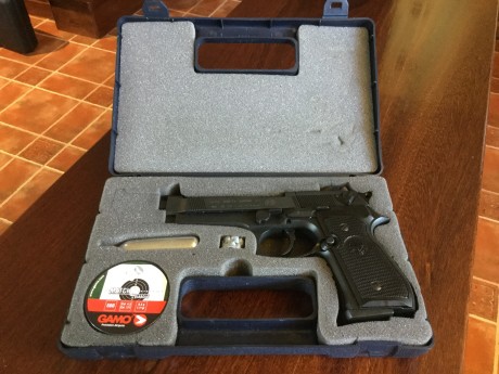Hola,un compañero del club vende una pistola de co2,para cualquier consulta paso telefono por privado.
La 01