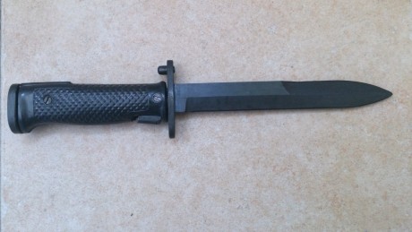 Hola, vendo bayoneta original para fusil Garand en excelente estado. Está en Madrid. El precio son 70 02