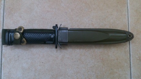 Hola, vendo bayoneta original para fusil Garand en excelente estado. Está en Madrid. El precio son 70 00
