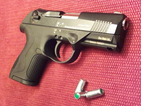   Hola compis.
Por no darle uso, vendo en Madrid esta detonadora de última generación Carrera Rs30. Cal. 10
