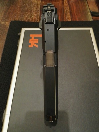 Vendo Pistola HK USP Expert en calibre 9mm,2 cargadores, maletin original etc. Recorrido del disparador 00