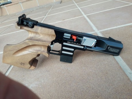 Un compañero y amigo del club vende esta magnífica Pardini calibre 32 para zurdos.
Prácticamente nueva, 00