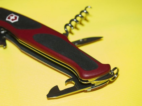 REBAJADA VICTORINOX RANGER GRIP 57, precio es de 50 €, portes incluidos. 00