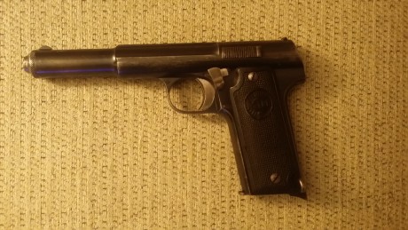 Hola, vendo una Astra 400 en bastante buen estado.
Marcada 9 largo/38 y guiada en F para los 2 calibres.
500 01
