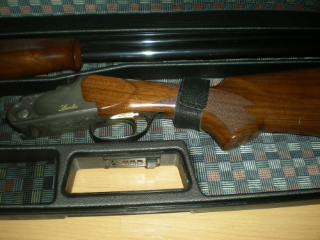 Vendo escopeta superpuesta válida para tiro y caza. No tiene casi uso, la vendo por falta de tiempo. Esta 20