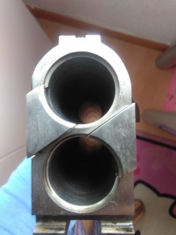 Vendo escopeta superpuesta válida para tiro y caza. No tiene casi uso, la vendo por falta de tiempo. Esta 70