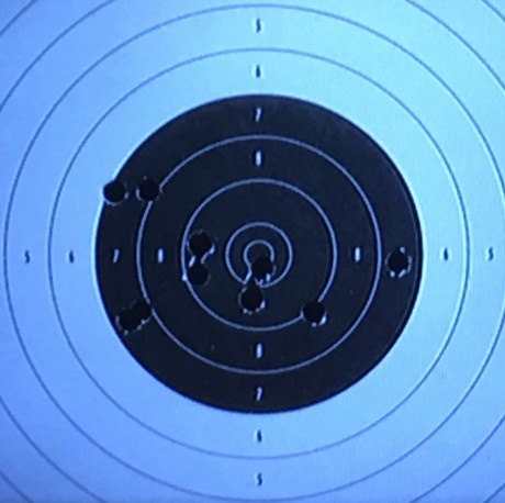 Buenas noches.
Estoy buscando una pistola sencillita, para empezar en esto del tiro con aire.
Inicialmente 11