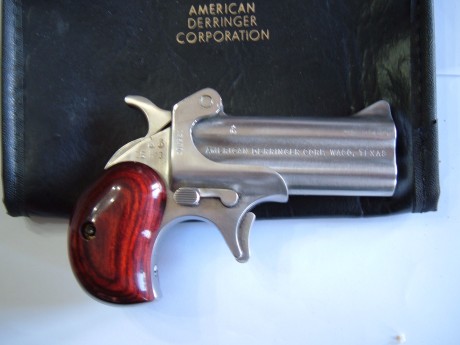 Vendo derringer American Derringer, cal 22, en perfecto estado, certificado como replica de arma antigua. 01