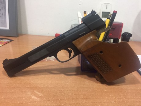 Hola compañeros, acabo de adquirir una hammerli 208 en un gran estado,funciona de lujo,he tirado en pocos 70