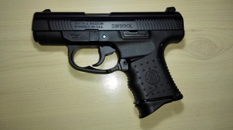 Cambio una pistola Smith & Wesson 990L en calibre 9 pb, perfecto estado, por una Walther PPK calibre 01
