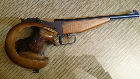 Buenas noches.
Por ofrecimiento a un compañero que puso un mensaje de venta, que no llevaba ni precio 00