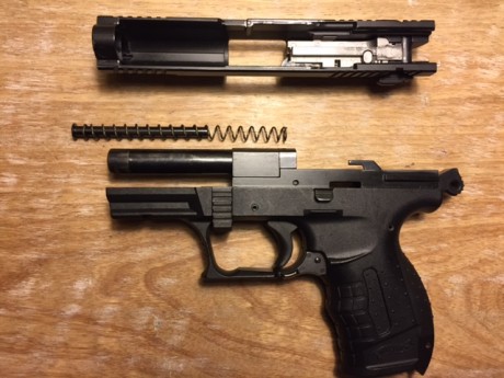 RETIRADA DE LA VENTA 22/11/2016
Vendo esta pistola del cal .22LR. Muy ergonómica y con la que da gusto 12