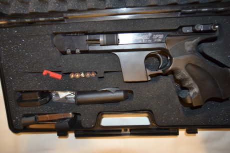Hola, vendo esta magnifica arma por no usar.
Hameli sp20 calibre 32wc.
La vendo por 900 euros puesta en 11