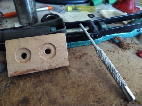 pues eso me gustaria hacer un recopilatorio de tablas de recarga para escopeta.

Para empezar ahí os pongo 02