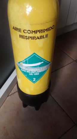 Hola,
Vendo botella 6 Litros 300 BARES, retimbrada el 20/09/2016, en vigor hasta el 20/09/2019, con certificación 02